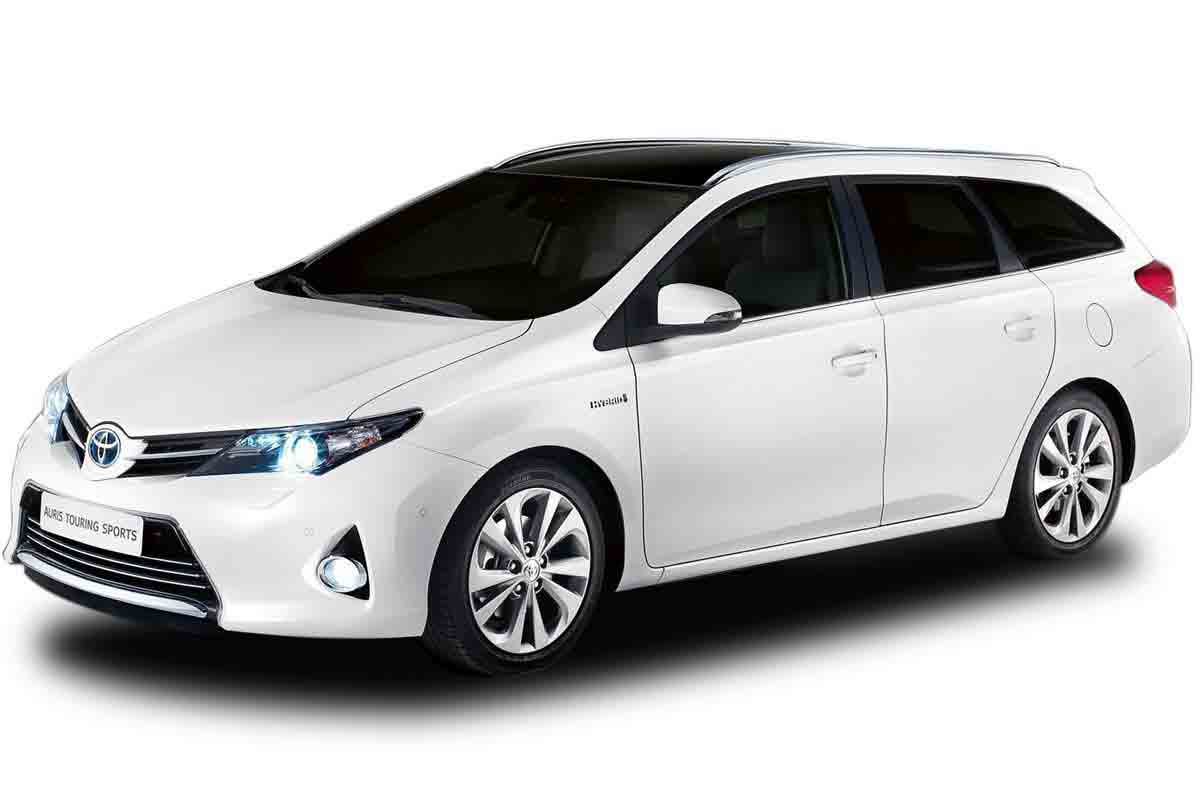 Airport Transfers in Old Street, Estate Cars